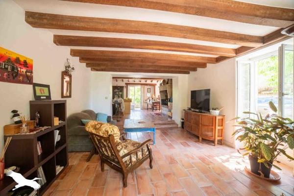 Maison à vendre |  Le Poiré-sur-Velluire |  5 pièces | 251 m²