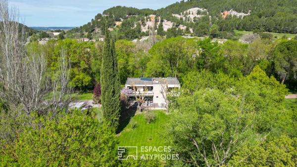 Maison d’architecte avec jardin et piscine