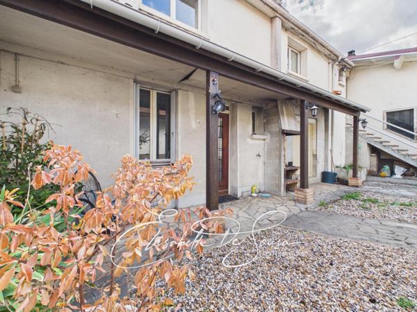 duplex proche métro Villlejuif Leo LAGRANGE