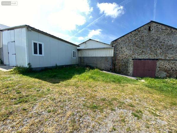 Maison rurale à vendre à Saint-Léger en Mayenne (53480), ref : 53047/131