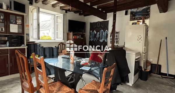 À vendre Immeuble 100 m² - Laval 53000