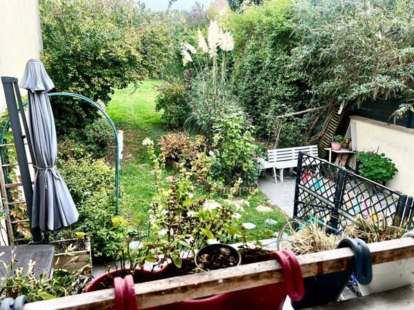 CORMEILLES-EN-PARISIS - QUARTIER CENTRE HAUT - MAISON DE 70 M² - 3 CHAMBRES - TERRAIN 392 M² - TERRASSE - JARDIN - GARAGE - PARKING -