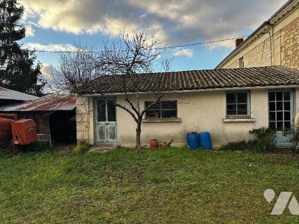 Beaumont En Véron 37420 - Maison de 5 pièces , 3 chambres, sur un terrain de 1082 m2
Maison de...