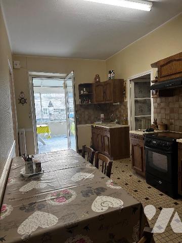 Beaumont En Véron 37420 - Maison de 5 pièces , 3 chambres, sur un terrain de 1082 m2
Maison de...