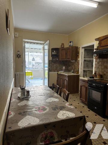 Beaumont En Véron 37420 - Maison de 5 pièces , 3 chambres, sur un terrain de 1082 m2
Maison de...