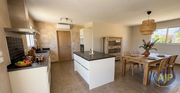 Vente maison Castelnau De Medoc : 355 000 € - AJP Castelnau Immobilier