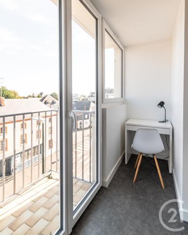Appartement T5 à vendre  5 pièces - 82,39 m2 LAVAL - 53