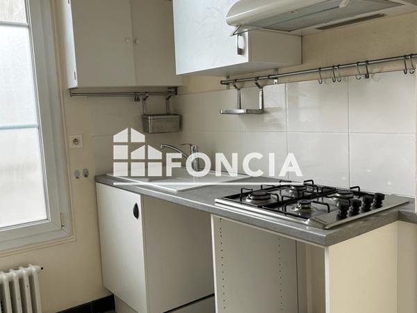 Location Appartement 3 pièces 66.88 m² - 3 RUE DU CHARIOT Orleans 45000
