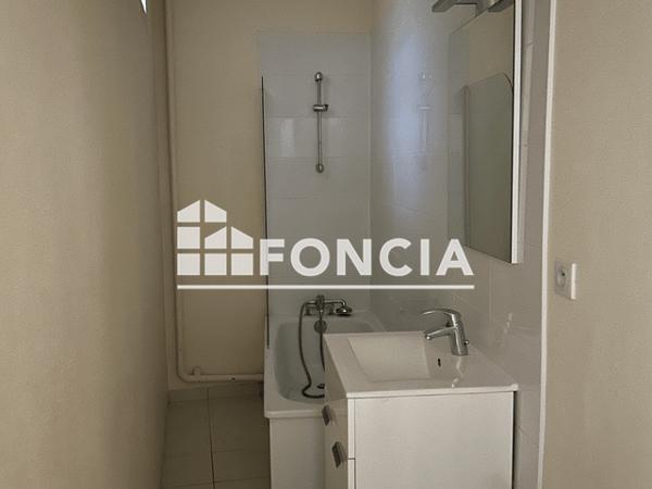 Location Appartement 3 pièces 66.88 m² - 3 RUE DU CHARIOT Orleans 45000