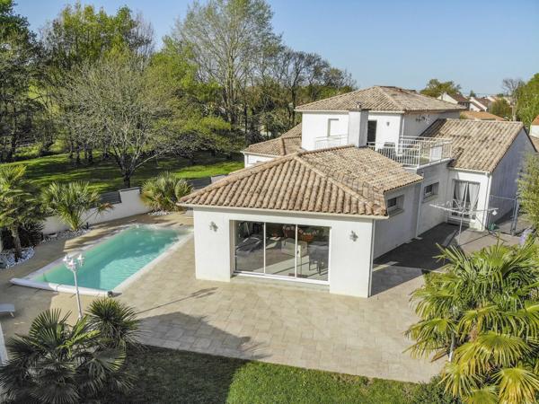 Vente Maison 10 pièces 243 m2 à Vertou