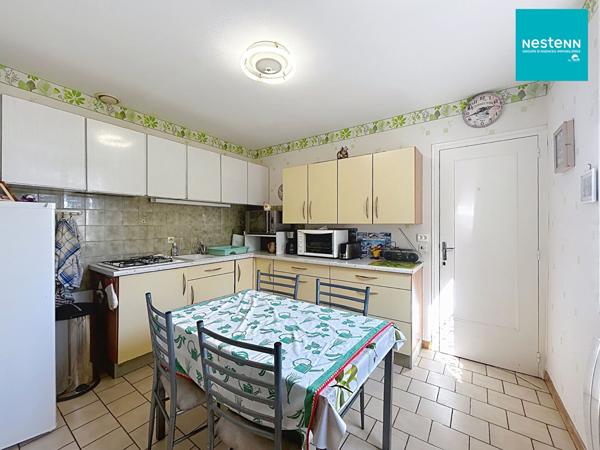 Maison Saint-Marcellin-En-Forez 90 m² - 5 pièces/ 3 Chambres / avec terrain