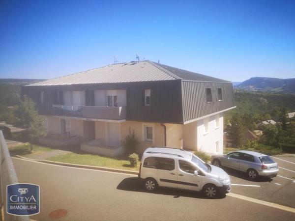 Appartement à louer 2 pièces 47.5m²