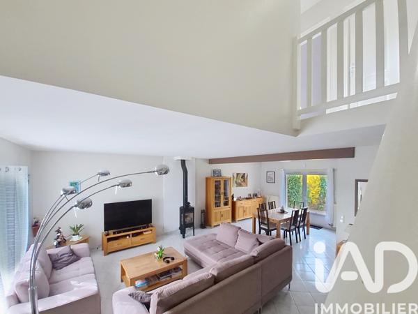 Maison à vendre 7 pièces 121 m² Villemandeur