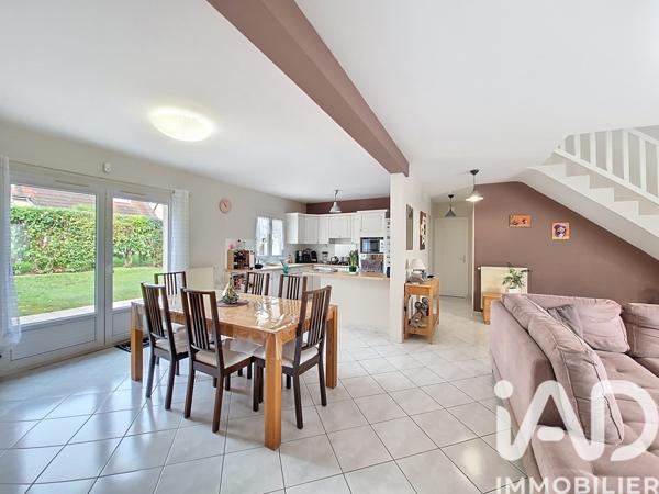 Maison à vendre 7 pièces 121 m² Villemandeur