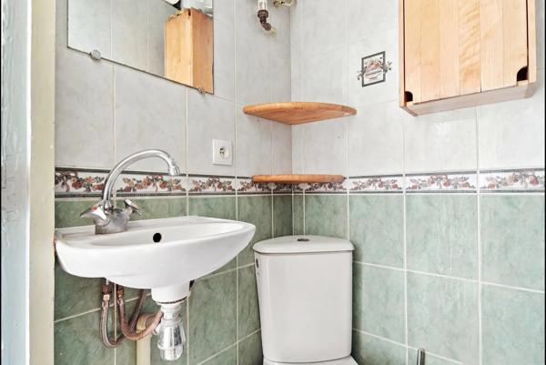 Appartement
         2 pièces
        - 30 m² Exclusivité 180 000 € *