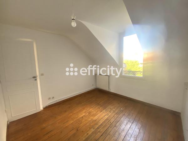 Appartement
         2 pièces
        - 36 m² Exclusivité 138 000 € *