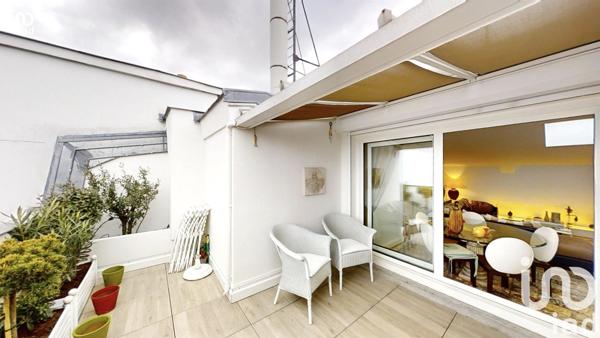 Appartement 2 pièces de 68 m² à Paris (75008)