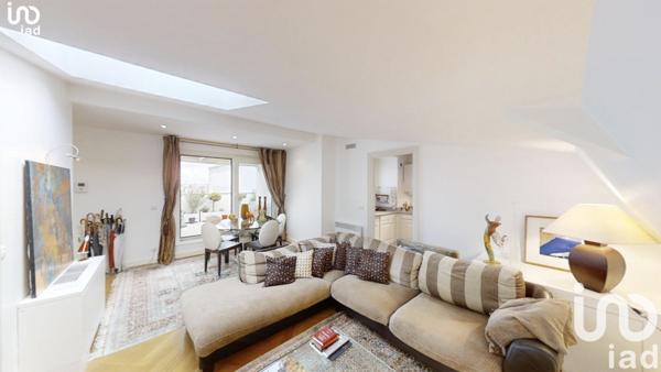 Appartement 2 pièces de 68 m² à Paris (75008)