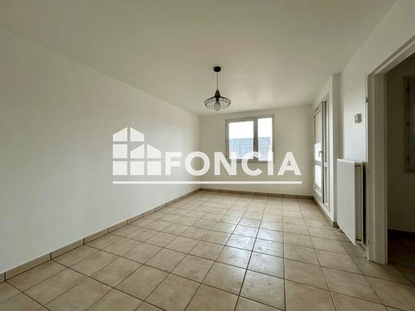 Location Appartement 3 pièces 65.87 m² - 8 RUE LOUIS POTERAT Rouen 76100