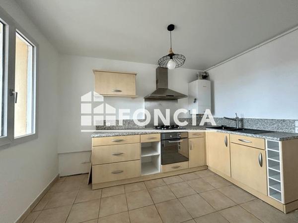 Location Appartement 3 pièces 65.87 m² - 8 RUE LOUIS POTERAT Rouen 76100