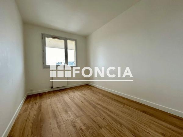 Location Appartement 3 pièces 65.87 m² - 8 RUE LOUIS POTERAT Rouen 76100