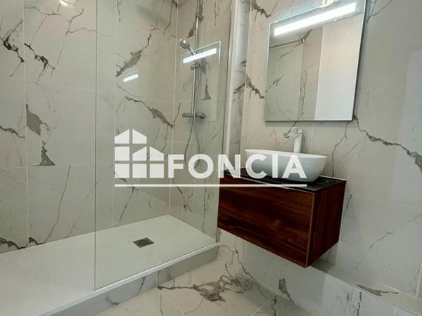 Location Appartement 3 pièces 65.87 m² - 8 RUE LOUIS POTERAT Rouen 76100