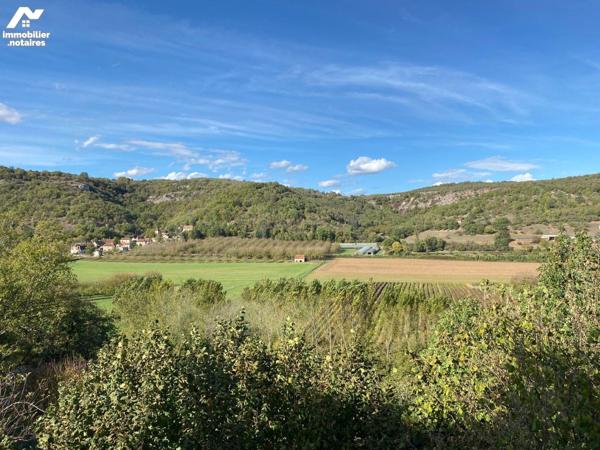 A VENDRE - Entre CAJARC (Lot - 46160) et FIGEAC (Lot - 46160) - Dominant la vallée du Lot , au ...