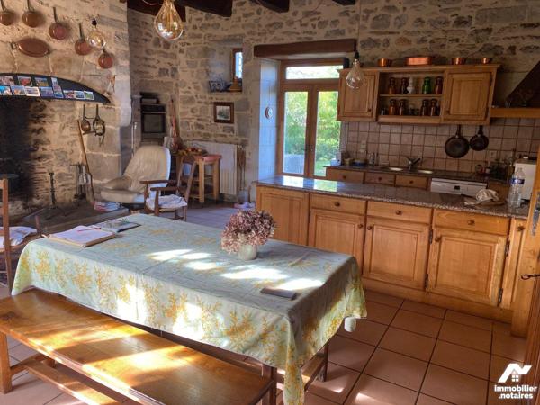 A VENDRE - Entre CAJARC (Lot - 46160) et FIGEAC (Lot - 46160) - Dominant la vallée du Lot , au ...