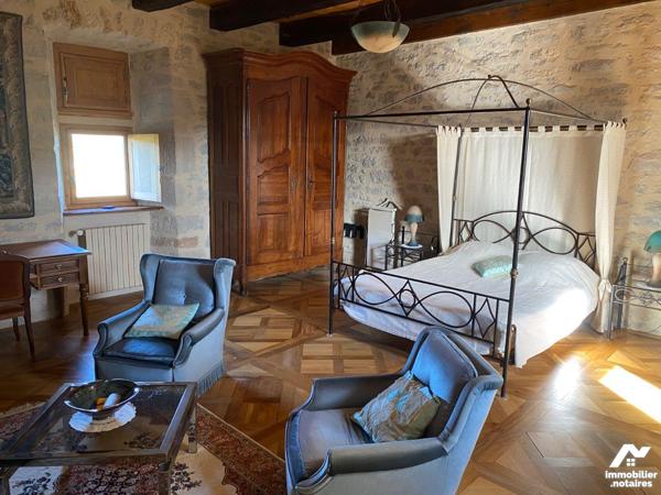 A VENDRE - Entre CAJARC (Lot - 46160) et FIGEAC (Lot - 46160) - Dominant la vallée du Lot , au ...