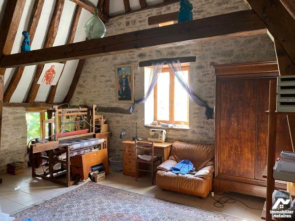 A VENDRE - Entre CAJARC (Lot - 46160) et FIGEAC (Lot - 46160) - Dominant la vallée du Lot , au ...