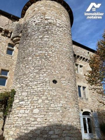 A VENDRE - Entre CAJARC (Lot - 46160) et FIGEAC (Lot - 46160) - Dominant la vallée du Lot , au ...