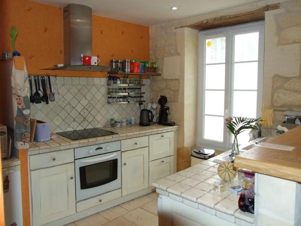 Maison proche Jonzac avec piscine et petit jardin