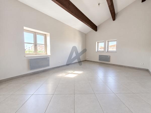 FRANCHEVILLE-LE -BAS- T3 AU 2EME ETAGE- POSSIBILITE GARAGE
