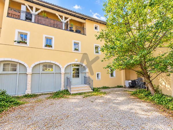 FRANCHEVILLE-LE -BAS- T3 AU 2EME ETAGE- POSSIBILITE GARAGE