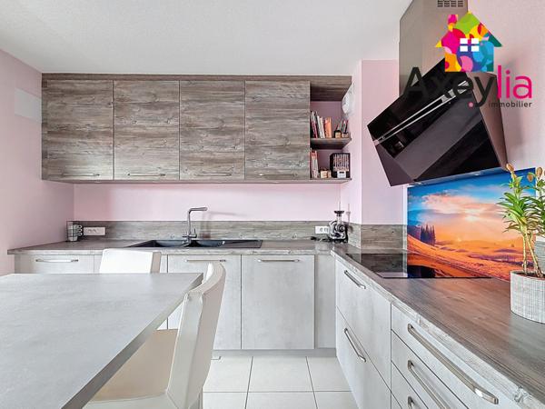 Le Coteau (42120) A VENDRE - LE COTEAU - APPARTEMENT AVEC BALCONS ET GARAGE