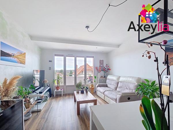 Le Coteau (42120) A VENDRE - LE COTEAU - APPARTEMENT AVEC BALCONS ET GARAGE