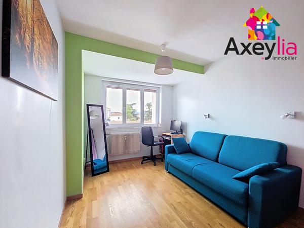 Le Coteau (42120) A VENDRE - LE COTEAU - APPARTEMENT AVEC BALCONS ET GARAGE