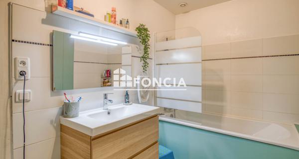 À vendre Appartement 5 pièces 101 m² - Auvers-sur-oise 95430