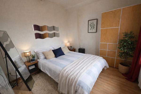 AIX EN PROVENCE - A LOUER -T3 CENTRE VILLE SUR LE COURS MIRABEAU - MEUBLE