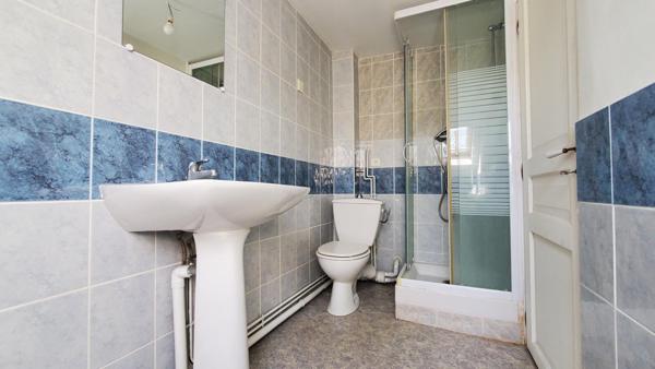 Ensemble immobilier polyvalent – Quartier calme