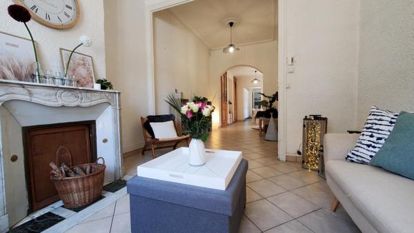 Ensemble immobilier polyvalent – Quartier calme