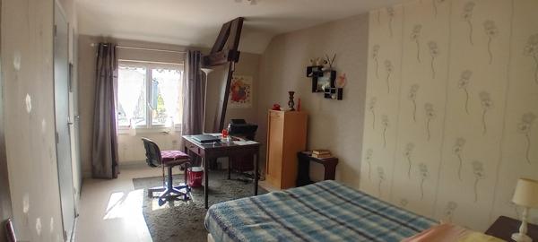 À vendre - Ferme, 13 pièces située à L'Île-Bouchard (37220)