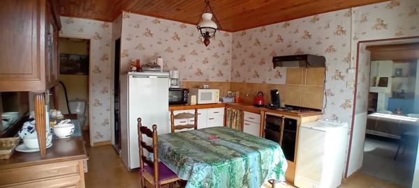 À vendre - Ferme, 13 pièces située à L'Île-Bouchard (37220)