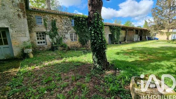 Maison à vendre 13 pièces 341 m² Sainte-Radegonde
