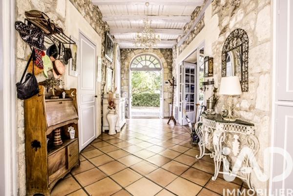 Maison à vendre 13 pièces 341 m² Sainte-Radegonde