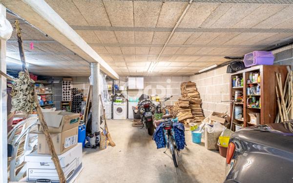 Maison à vendre    5 pièces • 104,80 m2 Bosmie-l'Aiguille