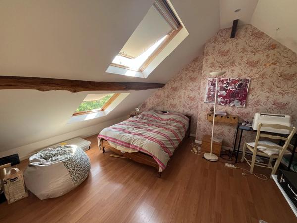 Vente                                                      Maison
                        
                     6 pièces                      159 m2                     à Dourdan