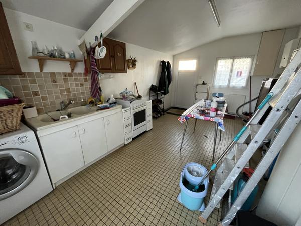 Thouars (79100) ref 100844 EXCLUSIVITE THOUARS Quartier calme , Proche commerces et écoles Maison de Plain Pied , 3 chambres