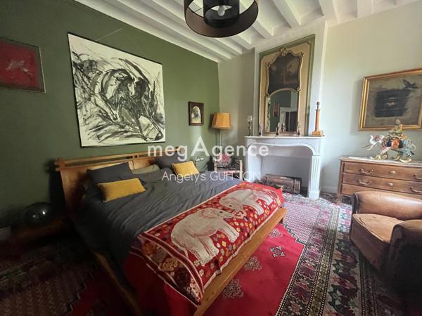 Maison à Beaumont-sur-Sarthe, 72170 - 6 pièces 190m²