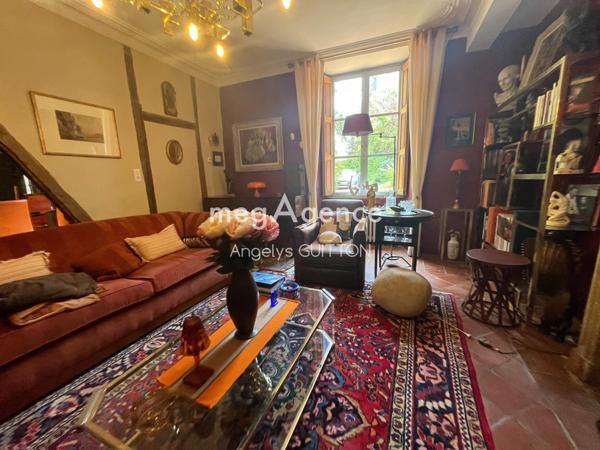 Maison à Beaumont-sur-Sarthe, 72170 - 6 pièces 190m²